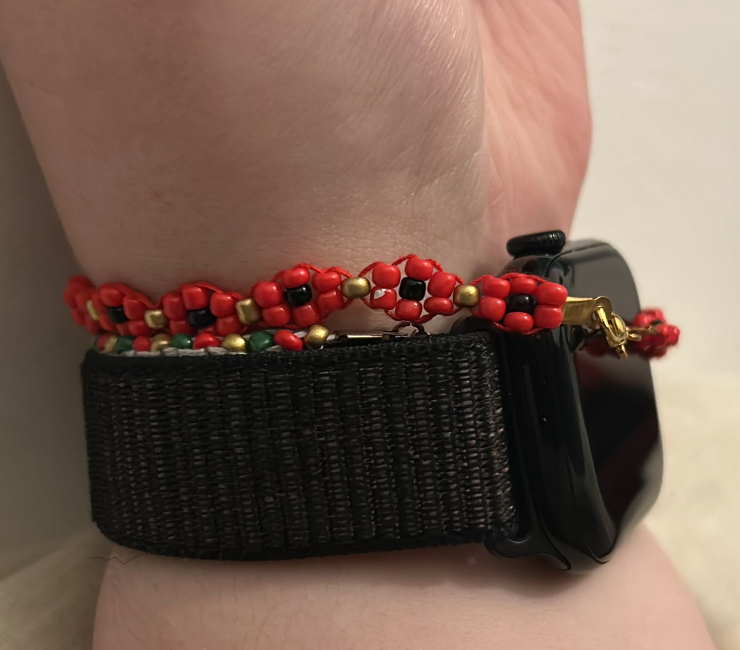 Poppy flower bracelet - Customisable base